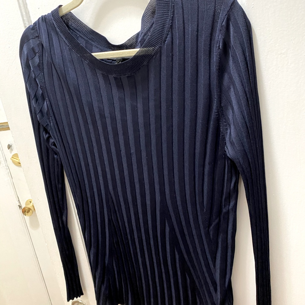 Long sleeve top